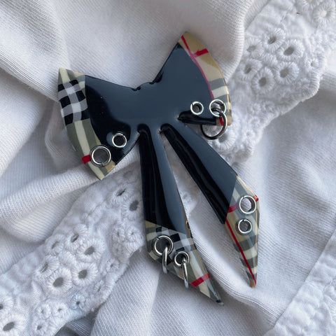 Burberry Bow Hairclip